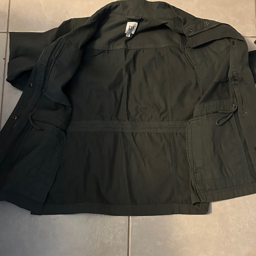GAP Women's Dark Green Utility Jacket Size Medium - Picture 5 of 5
